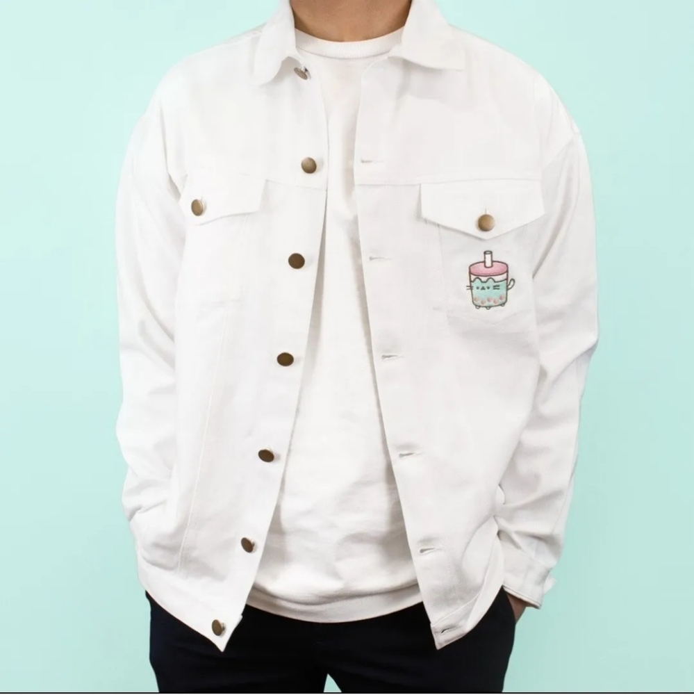 NWT Pusheen Box Exclusive 2023 Lightweight Denim Jacket - Size L